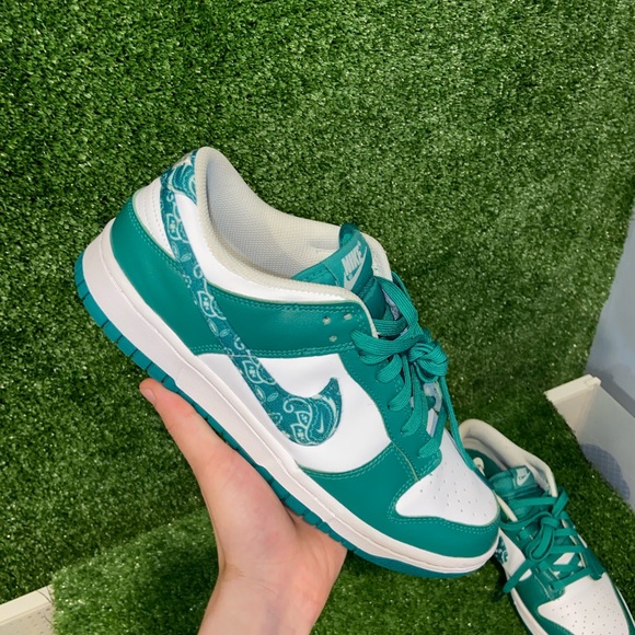 Nike Dunk ‘Green Paisley’